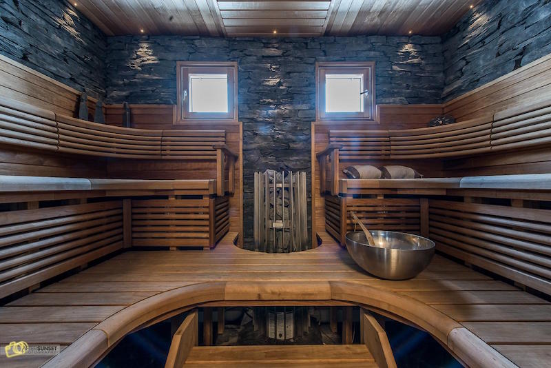 sauna-omakotitalo-moderni-sisustus